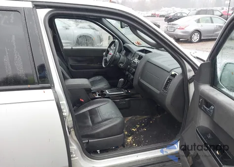 2011 Ford Escape Limited z USA, uszkodzony, nr VIN 1FMCU0EG0BKC42443